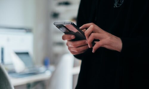 Como alcançamos 65% de abertura em campanhas de Cold Mail