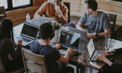 Prospecção Automática: Escale Sem Crescer Sua Equipe