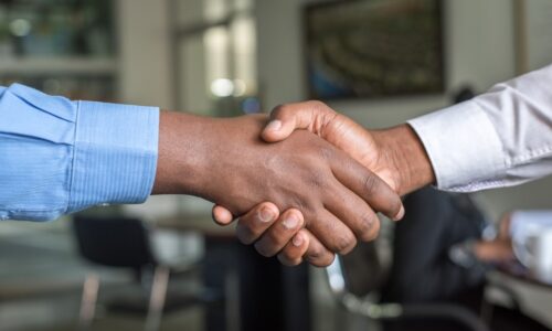 Vender para PMEs vs. Enterprise: Abordagem Ativa que Funciona