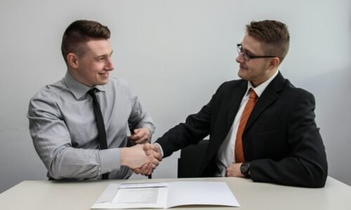 Automatize a prospecção sem perder a personalização